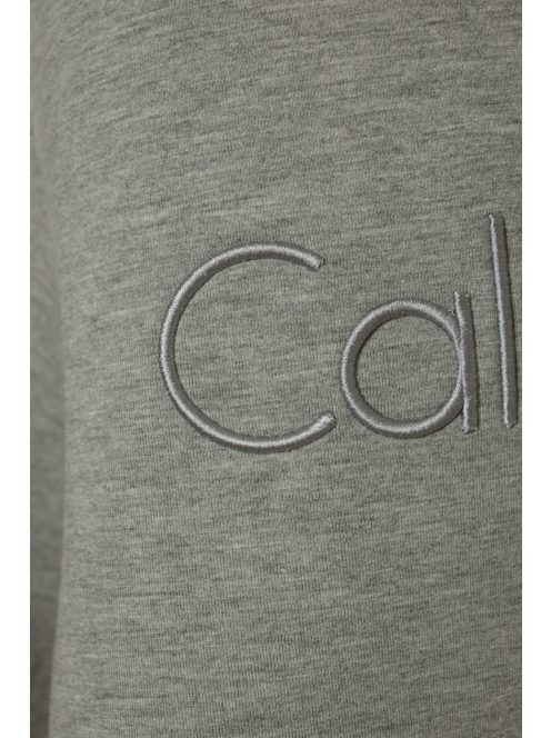 Calvin Klein szürke férfi pulóver – M