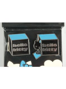 Hello Kitty dobozos kitűző